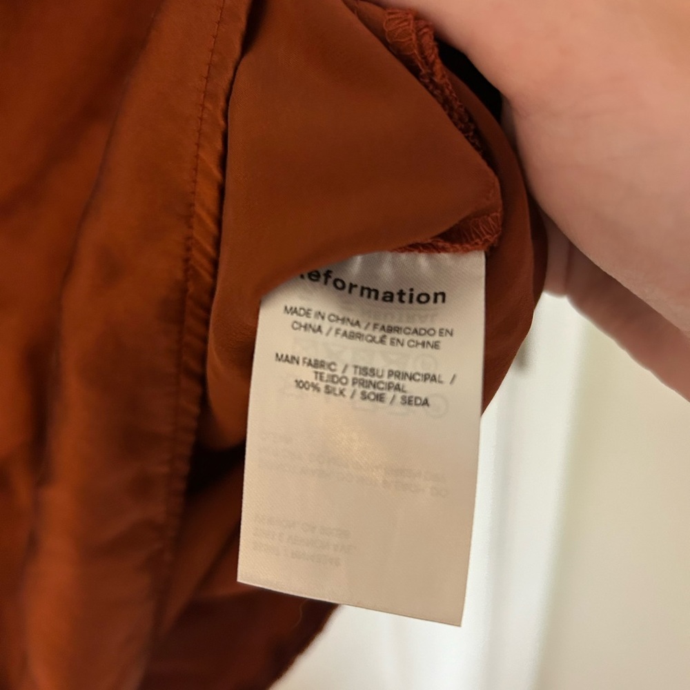 Reformation Annika Silk Blouse Oxide Red - Picture 7 of 7